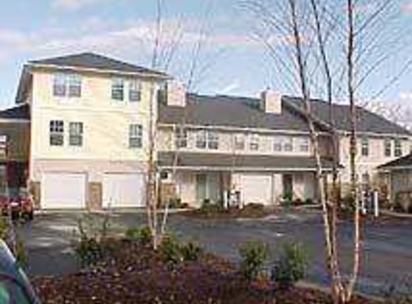 The Residence At Chadwick Square - Hendersonville, NC