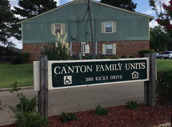 Canton Family Units Apartments - Canton, MS