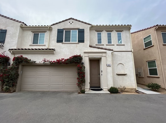 321 Paseo Gusto unit 178 Availabe - Palm Desert, CA
