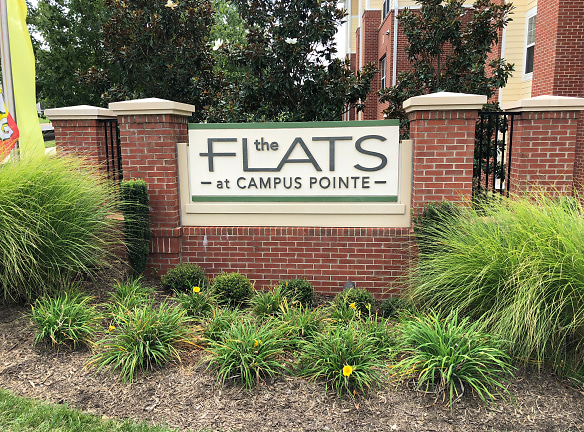 The Flats At Campus Pointe Apartments - Charlotte, NC