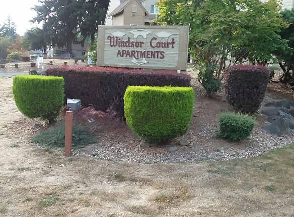 Windsor Court Apartments - Portland, OR
