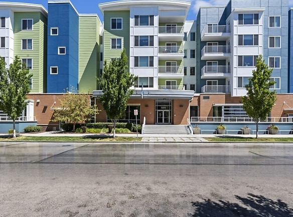 Green Leaf River Edge Apartments - Boise, ID