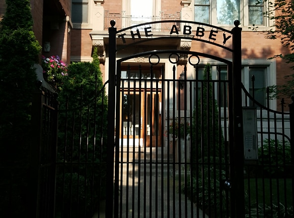 The Abbey Apartments - Chicago, IL
