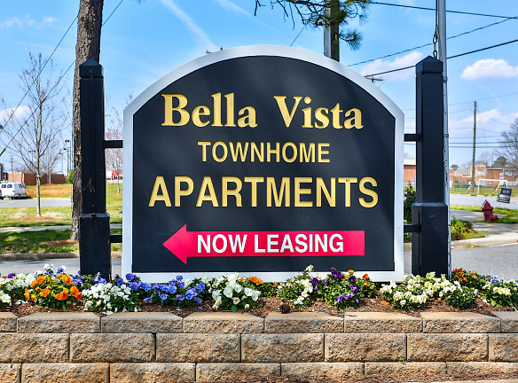 Bella Vista Townhomes - Gastonia, NC