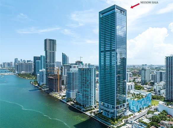700 NE 26th Terrace #1806 - Miami, FL