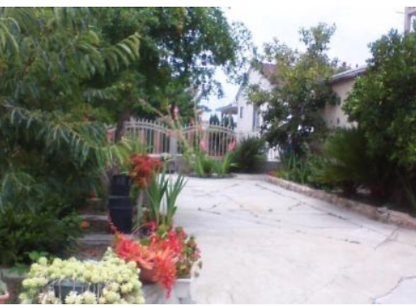 8606 Remick Ave - Los Angeles, CA