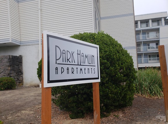 Park Hamlin Apartments - Milwaukie, OR