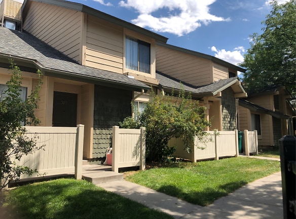 Monument Ridge Town Homes Apartments - Grand Junction, CO
