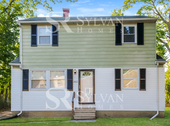 1612 Hopewell Ave - Essex, MD