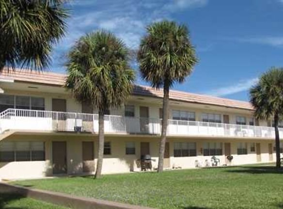 The Bicycle Club Apartments - Boca Raton, FL