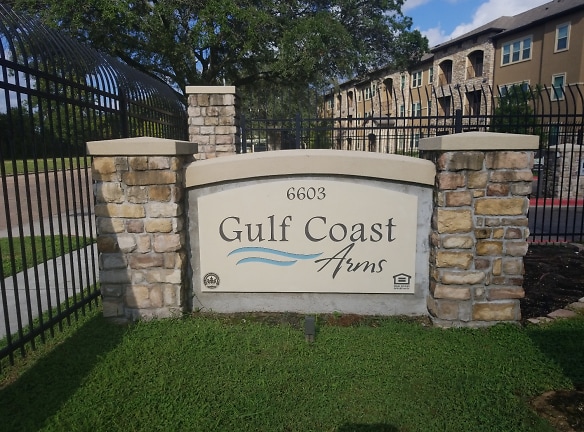 Gulf Coast Arms Apartments - Houston, TX