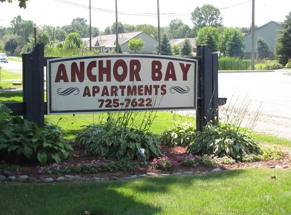 Anchor Bay Apartments - New Baltimore, MI