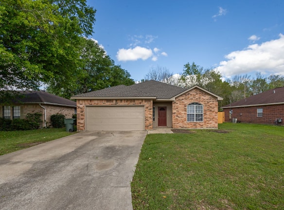 6080 Windsong Dr - Beaumont, TX