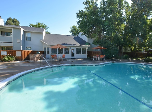 Creekside Colony Apartments - Citrus Heights, CA
