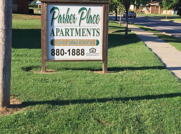 Parker Place Apartments - Russellville, AR