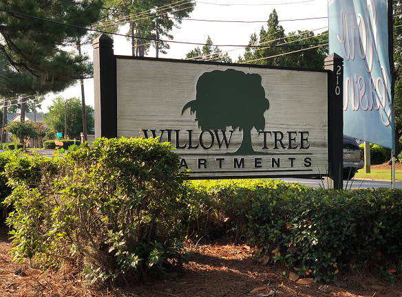 Willow Tree Apartments - Savannah, GA