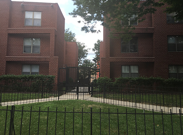 Claypoole Courts Apartments - Washington, DC