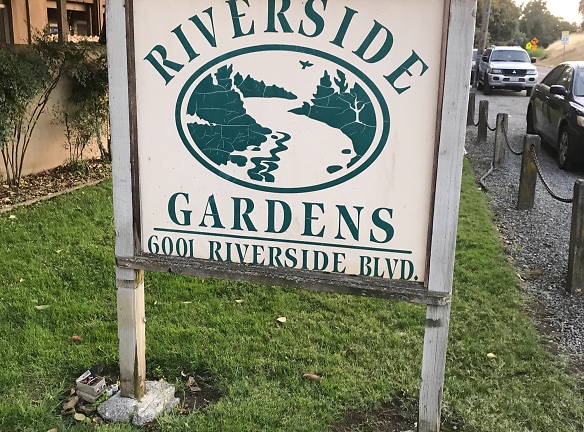 Riverside Garden Apartments - Sacramento, CA