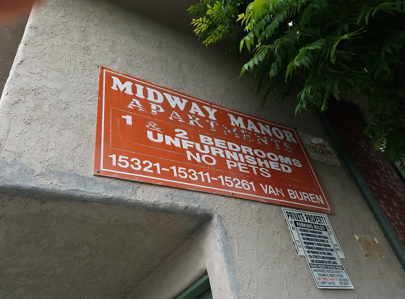 Midway Manor Apartments - Midway City, CA