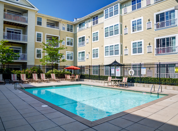 Parkside Commons Apartments - Chelsea, MA