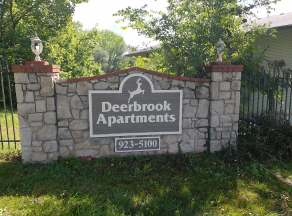 Deerbrook Apartments - Kansas City, MO
