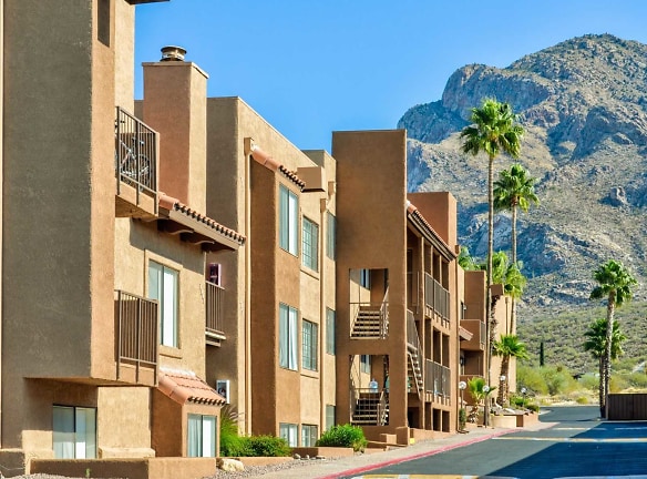 Catalina Crossing Apartments - Tucson, AZ