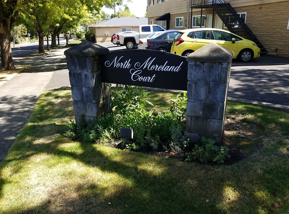 North Moreland Court Apartments - Portland, OR