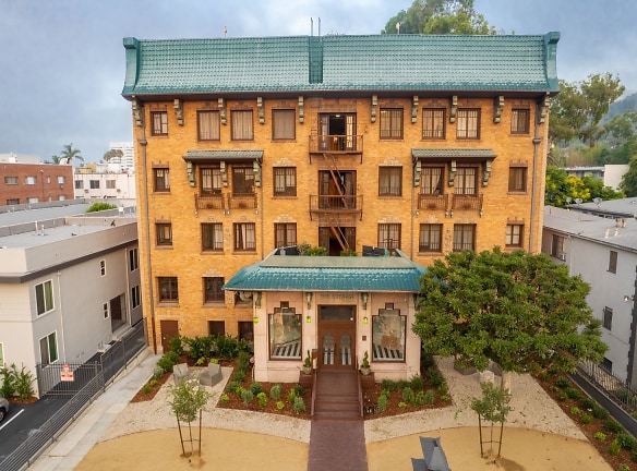 Nirvana Apartments - Los Angeles, CA
