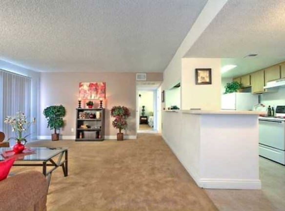 Shadow Ridge Apartment Homes - Las Vegas, NV
