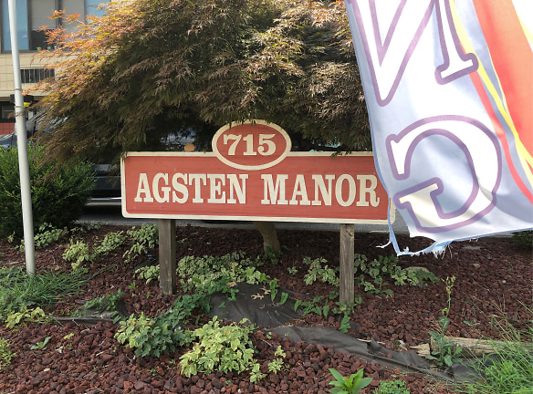 Agsten Manor Apartments - Charleston, WV