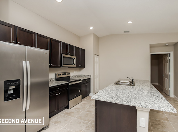 291 Foley St Se - Palm Bay, FL