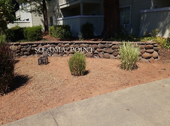 Sonoma Point Apartments - Sonoma, CA