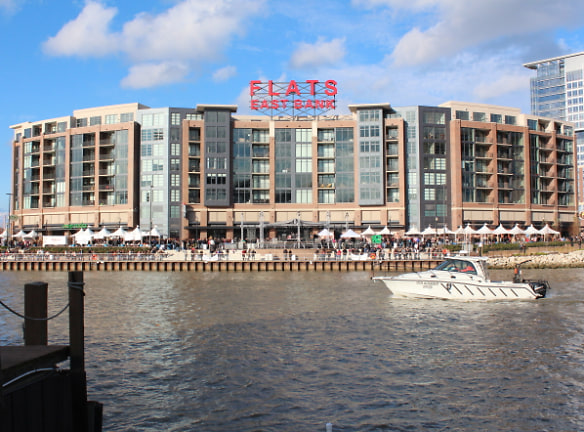 Flats At East Bank - Cleveland, OH