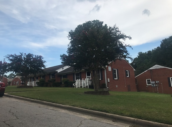 Mayview Apartments - Raleigh, NC