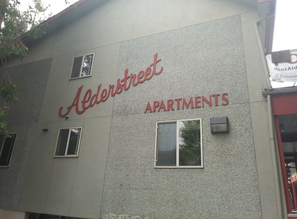 Alderstreet Quad Shared Living Apartments - Eugene, OR