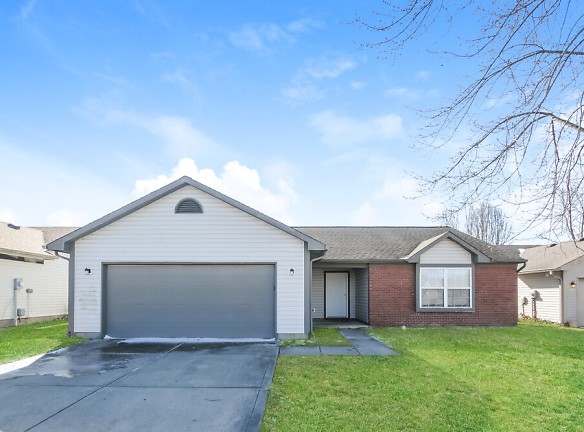 5351 Red River Ct - Indianapolis, IN