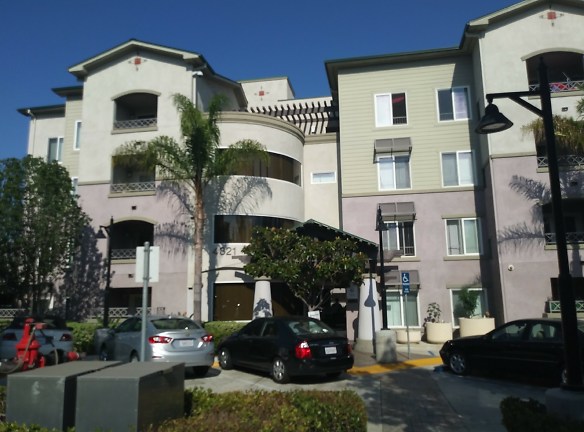 Courtyard Terrace Apartment Homes - San Diego, CA
