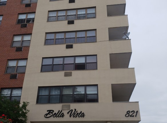 Bella Vista Condominiums Apartments - Elizabeth, NJ