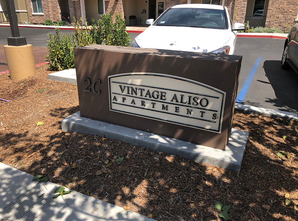 Vintage Aliso Apartments - Aliso Viejo, CA