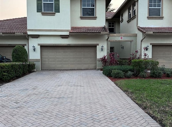 6054 NW 116th Dr #6054 - Coral Springs, FL
