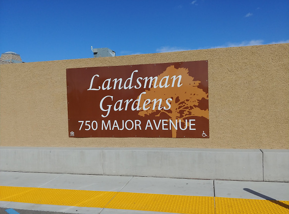 Landsman Gardens Apartments - Henderson, NV