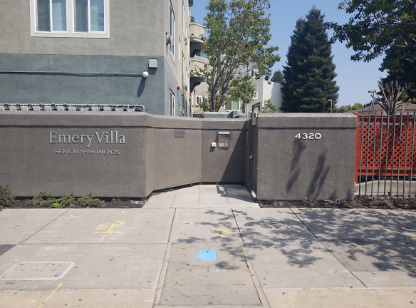 Emeryvilla Apartments - Emeryville, CA