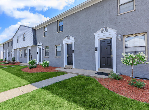 Townhomes At Blendon Apartments - Westerville, OH