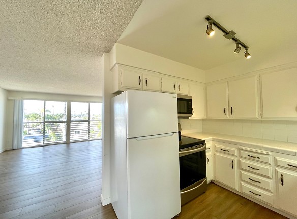 5015 Cape May Ave unit 309 - San Diego, CA