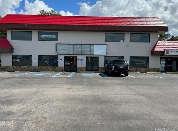 3280 Commercial Way - Spring Hill, FL