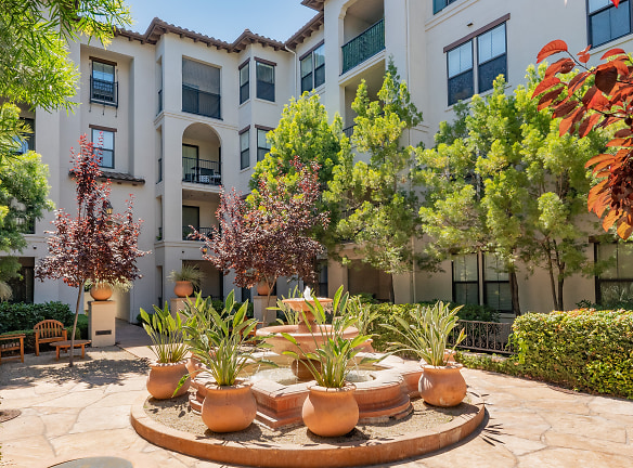 Legacy Fountain Plaza Apartments - San Jose, CA