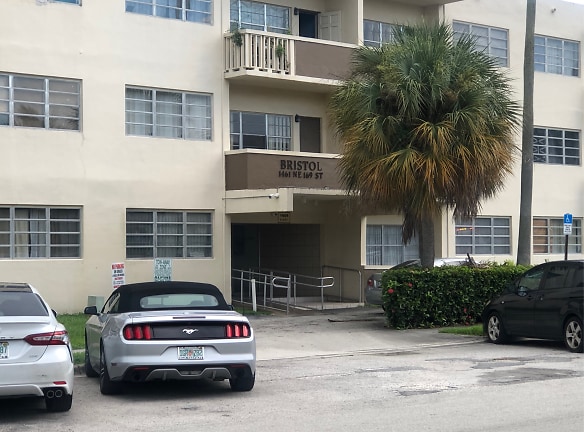 Bristol House Apartments - Miami, FL