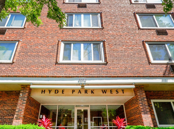Hyde Park West Apartments - Chicago, IL