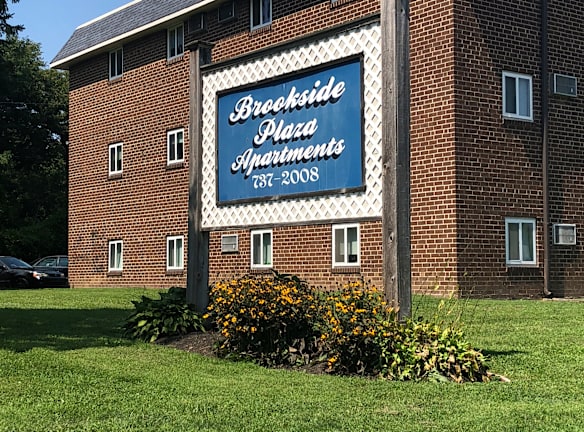 Brookside Plaza Apartments - Newark, DE