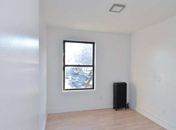 133 Fort George Ave unit 3C - New York, NY